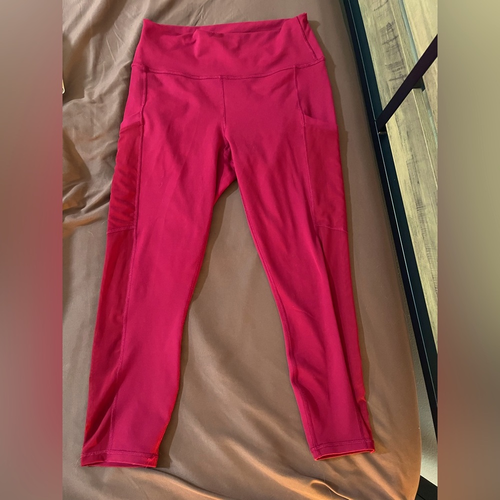 Red Fabletics Leggings